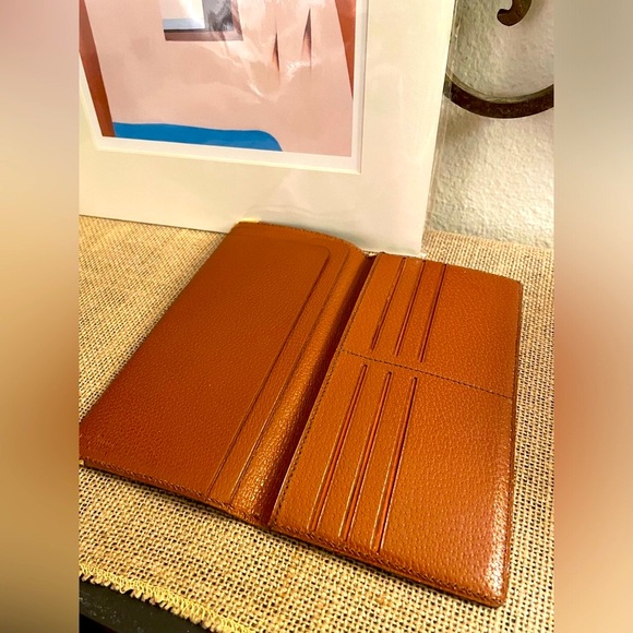 Louis Vuitton checkbook holder - Picture 1 of 15